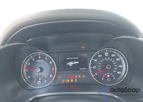 2022 Kia Forte Lxs z USA, uszkodzony, nr VIN 3KPF24AD7NE494238